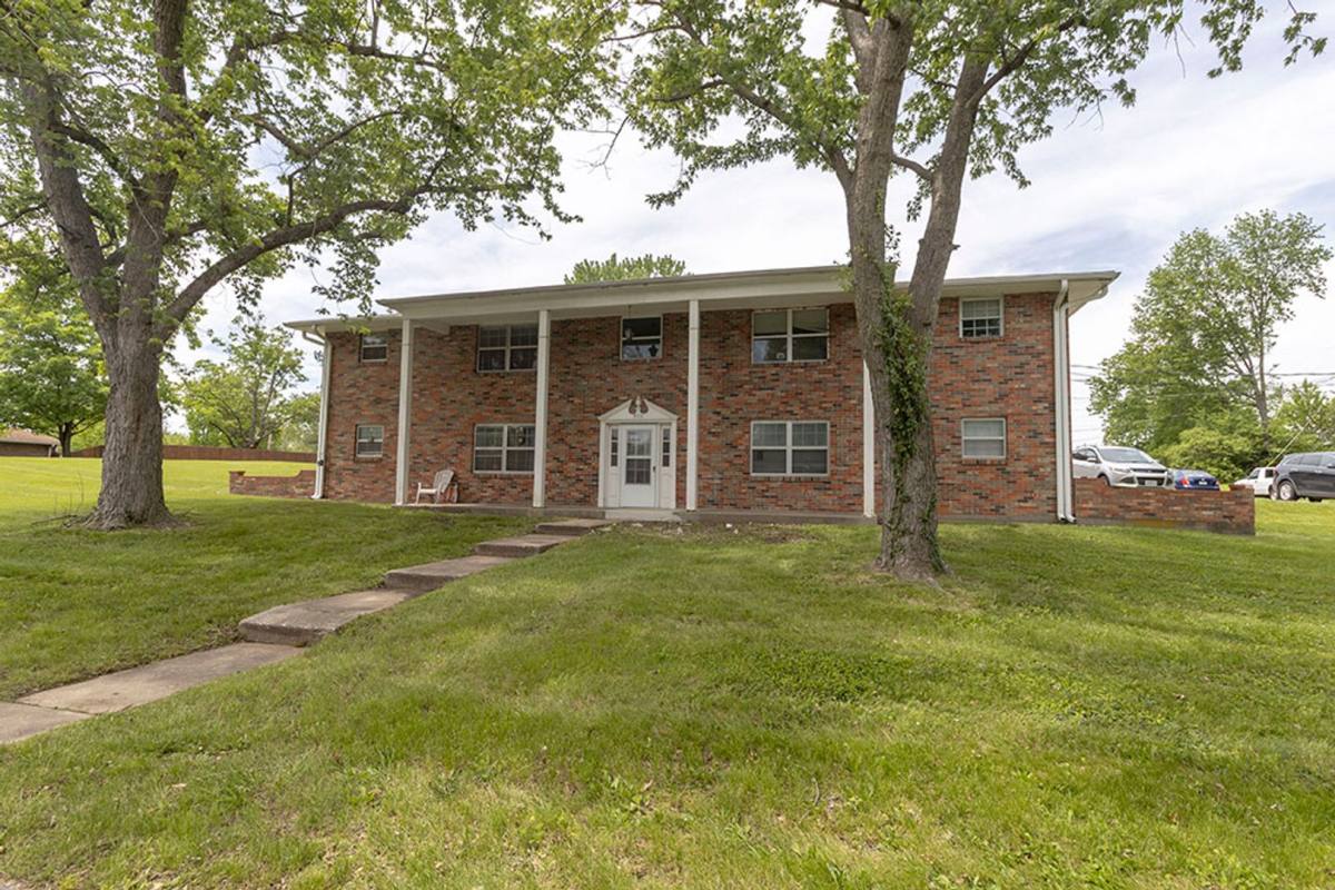 Apartment for rent at 711 Hulen Dr, Columbia, MO 65203