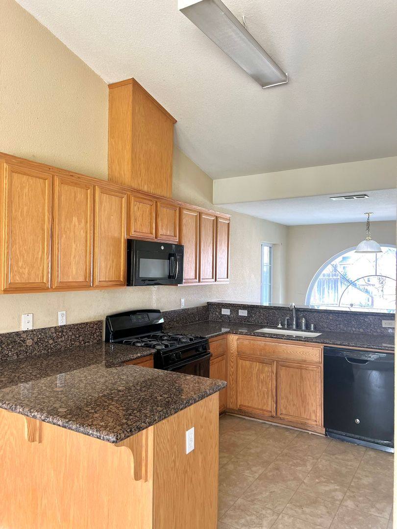 House for rent at 633 Langley, Los Banos, CA 93635