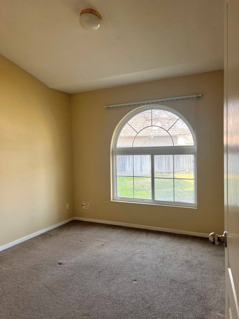 House for rent at 633 Langley, Los Banos, CA 93635