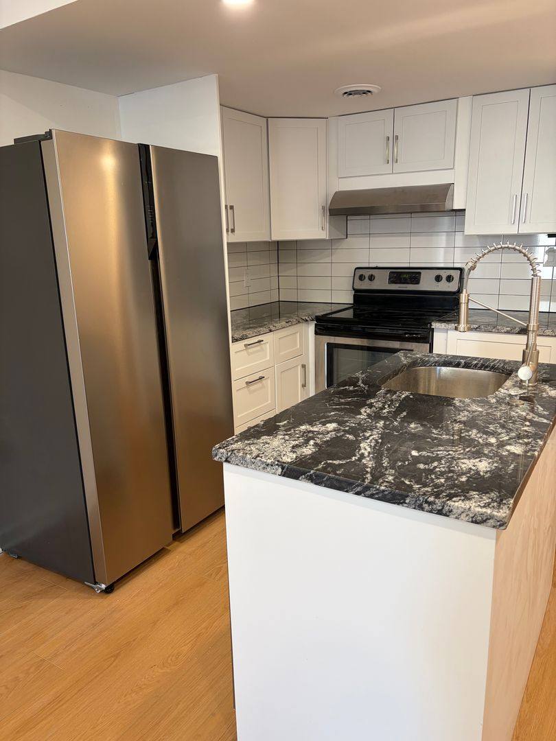 Apartment for rent at 24-30 S Bank St, Philadelphia, PA 19106