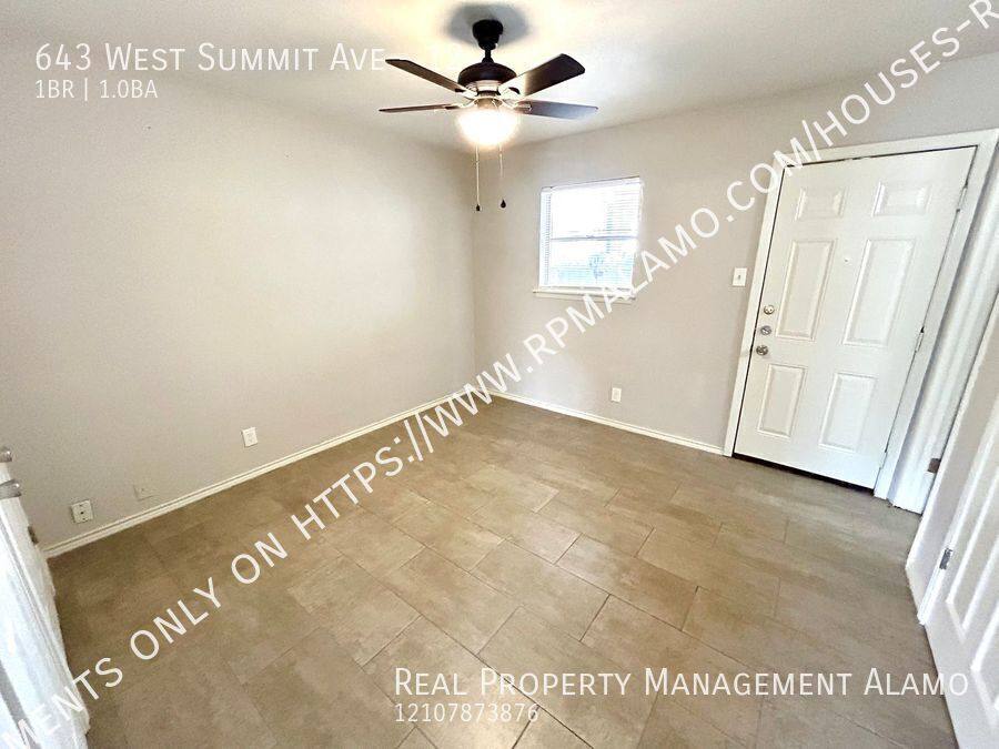 Apartment for rent at 643 W Summit Ave #12, San Antonio, TX 78212