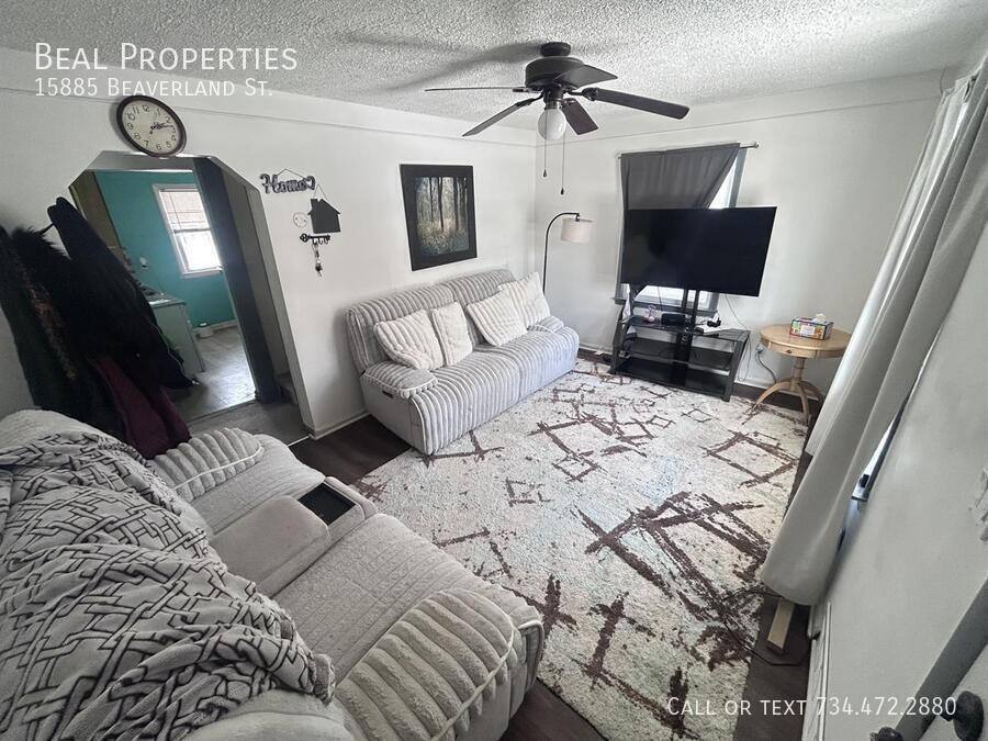 House for rent at 15885 Beaverland St, Detroit, MI 48223