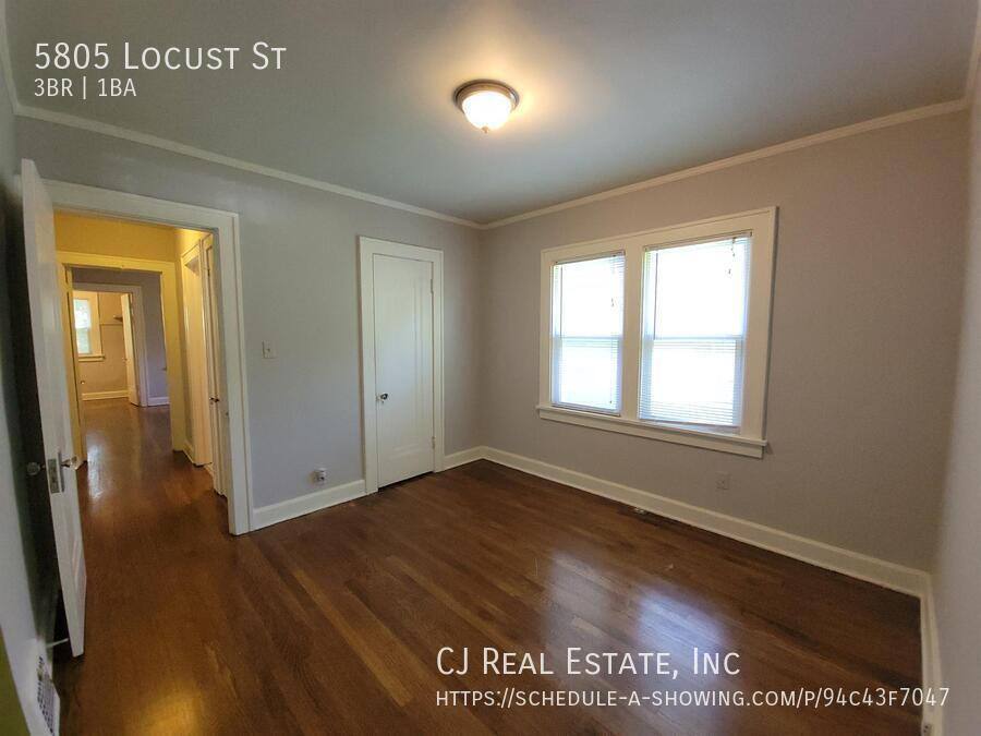 House for rent at 5805 Locust St, Kansas City, MO 64110
