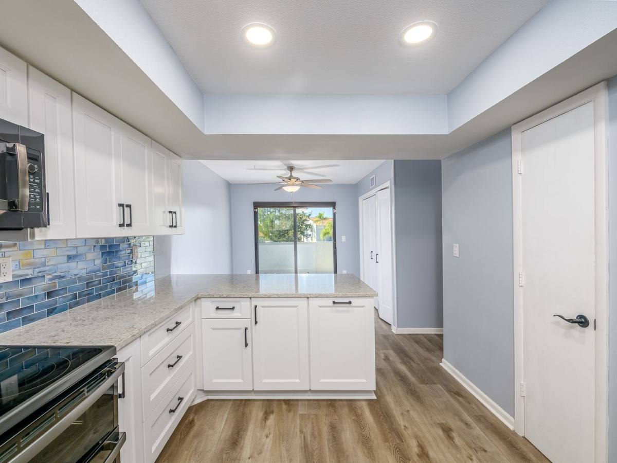Apartment for rent at 6304 Grand Bahama Circle, Tampa, FL 33615