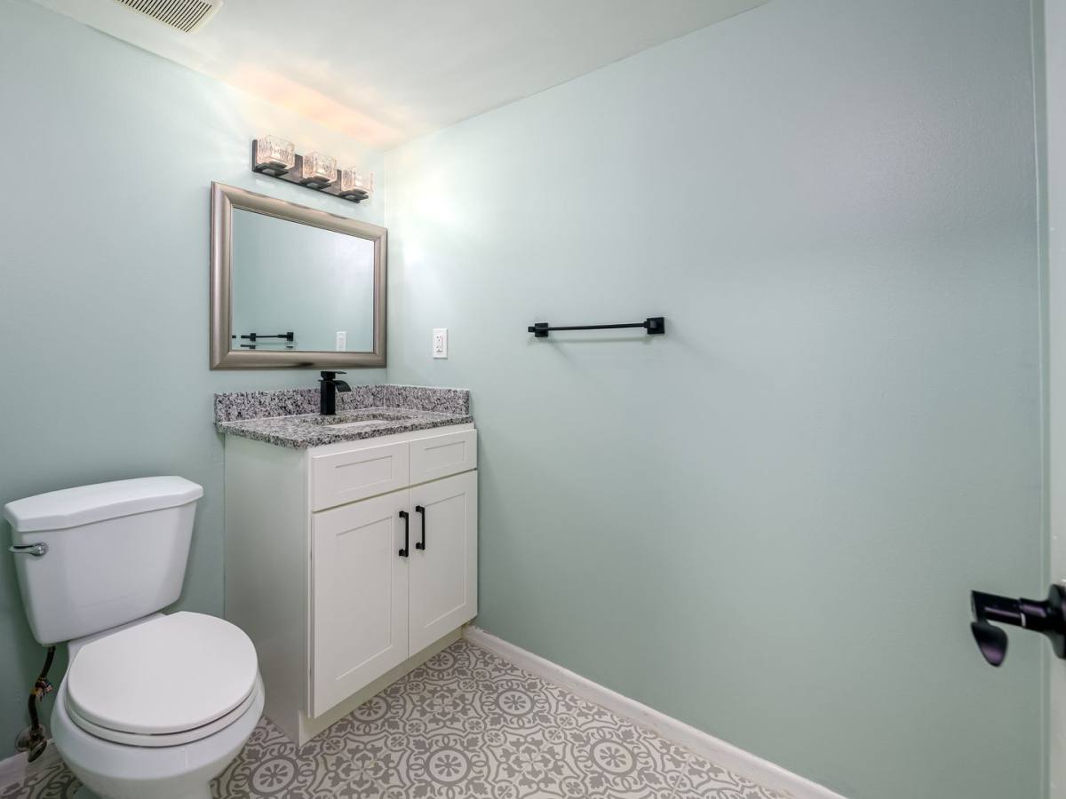 Apartment for rent at 6304 Grand Bahama Circle, Tampa, FL 33615