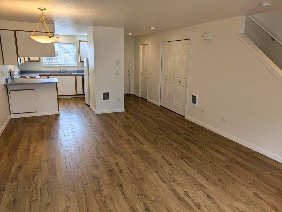 Apartment for rent at 17989 SW 115th Ave, Tualatin, OR 97062