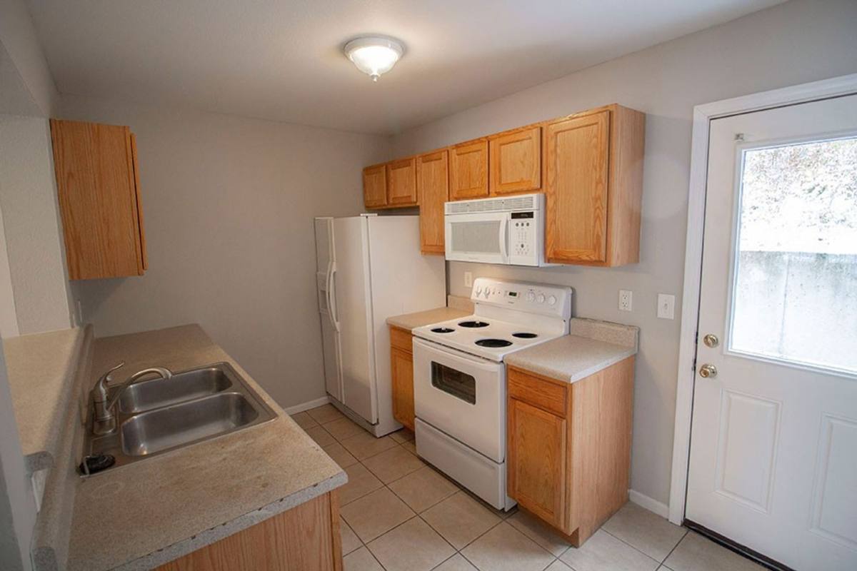 House for rent at 1413 Greensboro Dr, Columbia, MO 65202