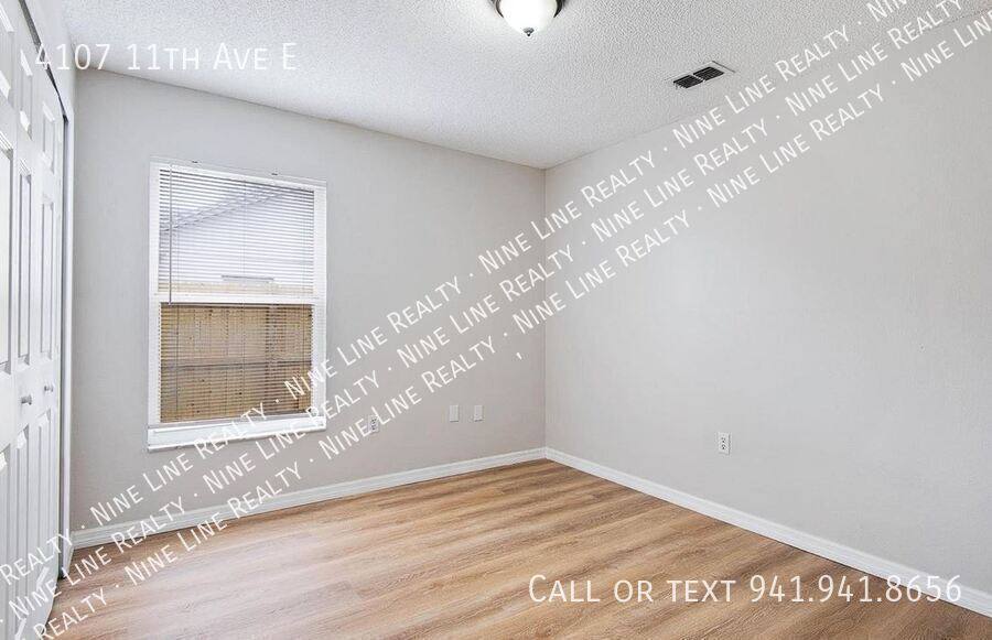 House for rent at 4107 11th Ave E, Bradenton, FL 34208
