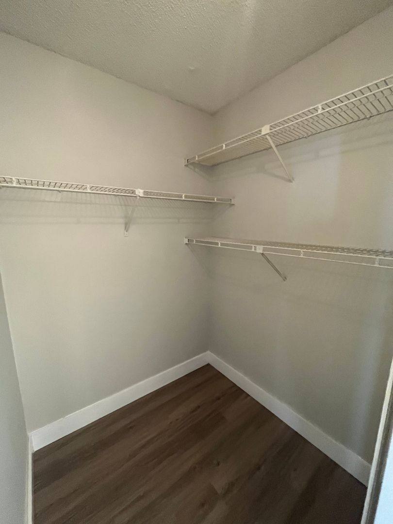 Apartment for rent at 752 Executive Center Dr, West Palm Beach, FL 33401