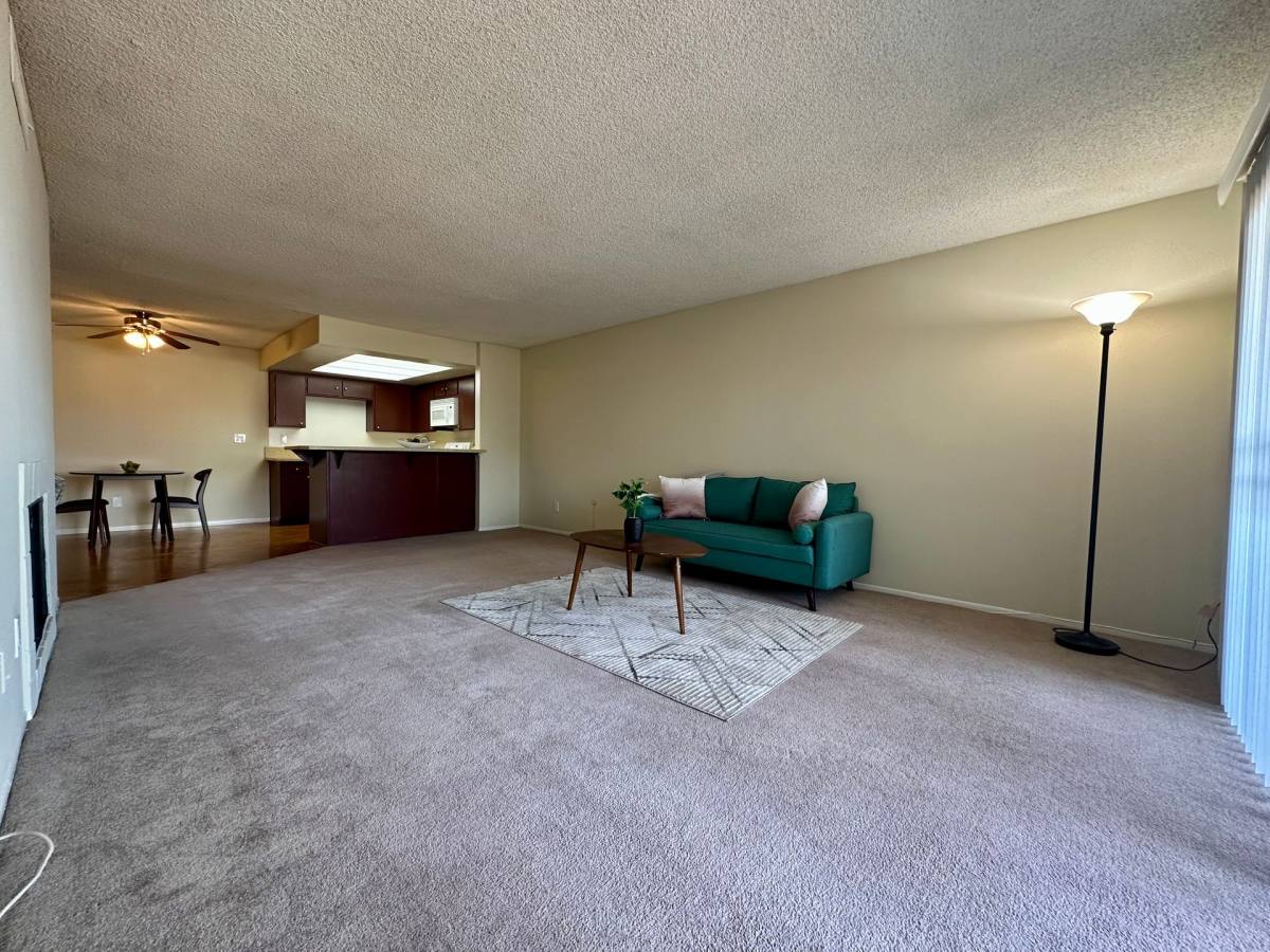 Apartment for rent at 12411 Magnolia Blvd, Valley Village, CA 91607