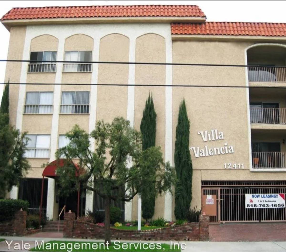Apartment for rent at 12411 Magnolia Blvd, Valley Village, CA 91607
