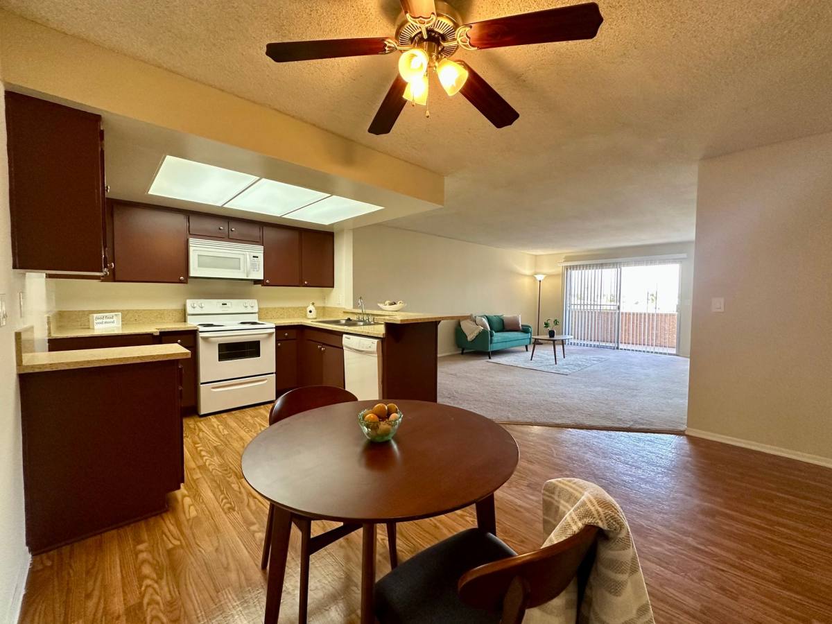 Apartment for rent at 12411 Magnolia Blvd, Valley Village, CA 91607