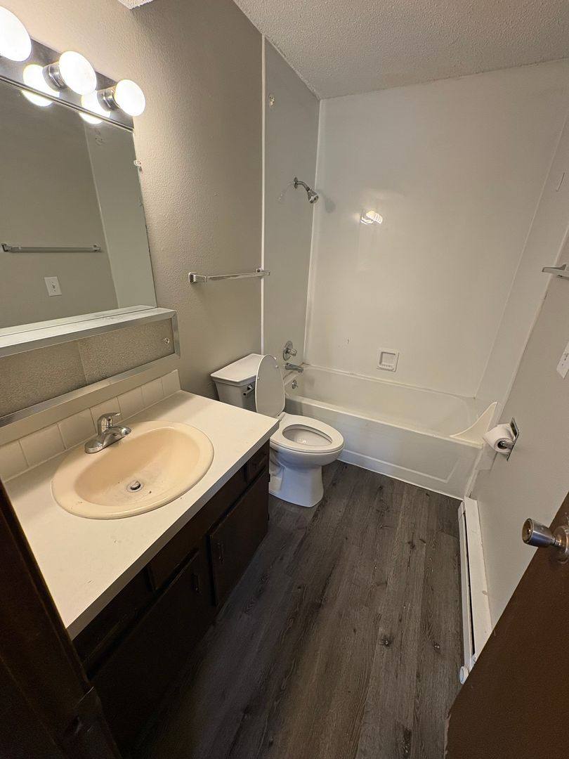 Apartment for rent at 411 W 1st St, Grimes, IA 50111