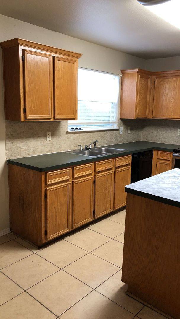 House for rent at 2201 Dennis St, Copperas Cove, TX 76522