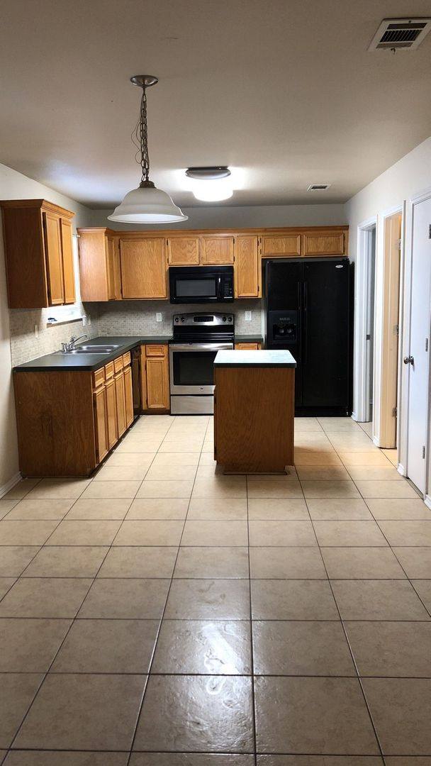 House for rent at 2201 Dennis St, Copperas Cove, TX 76522