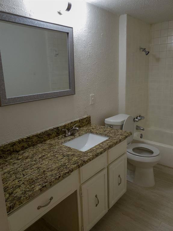 Townhouse for rent at 8560 Park Lane #130, Dallas, TX 75231