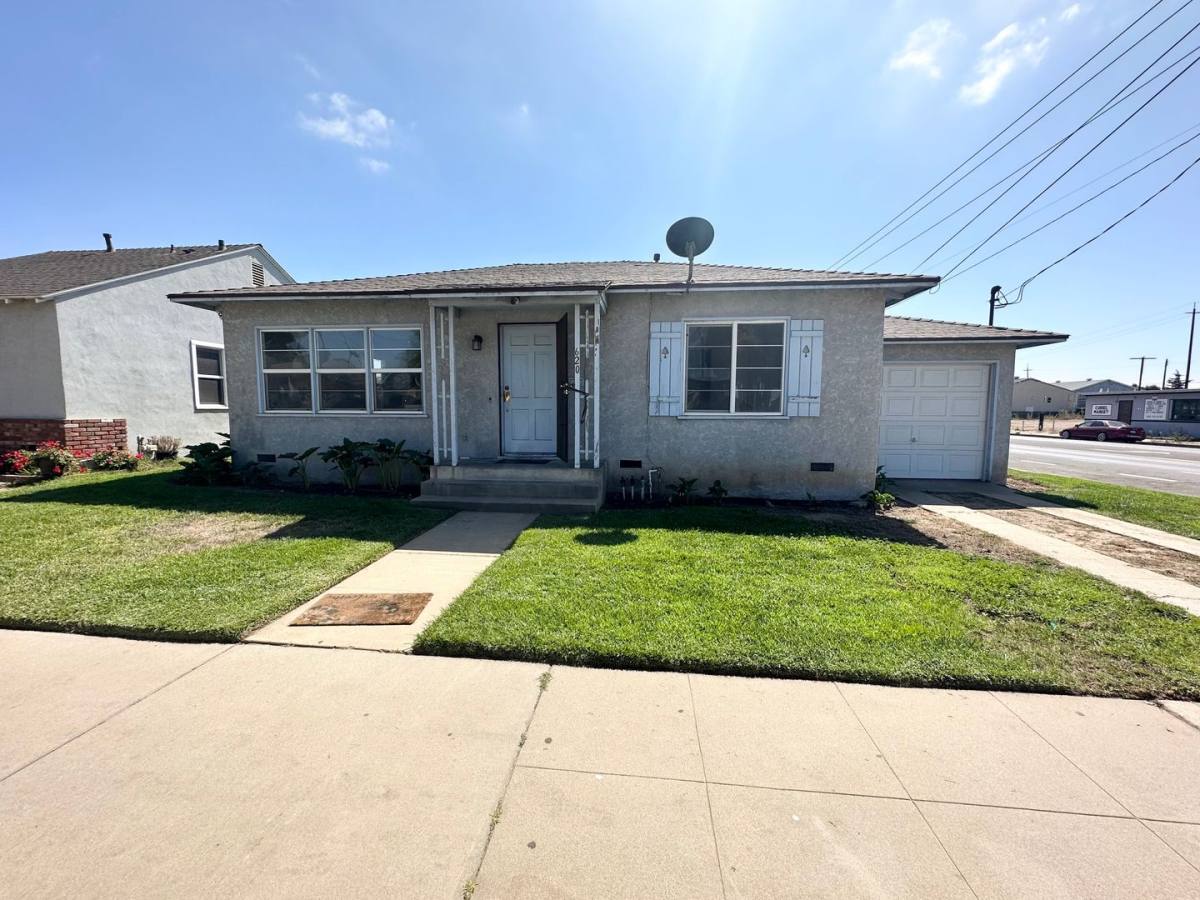House for rent at 620 W Park Ave, Santa Maria, CA 93458