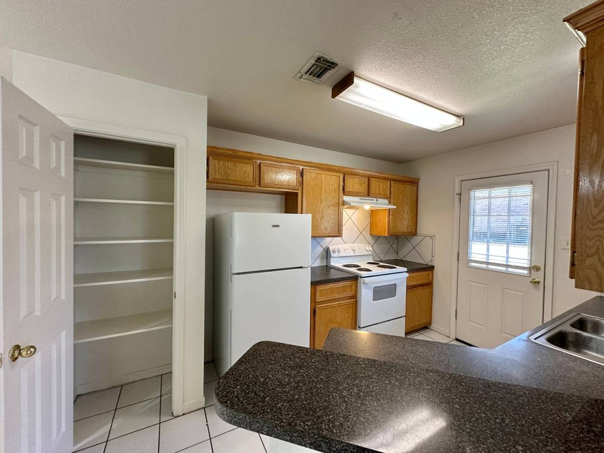 Apartment for rent at 3105 Dannen Court, Killeen, TX 76549