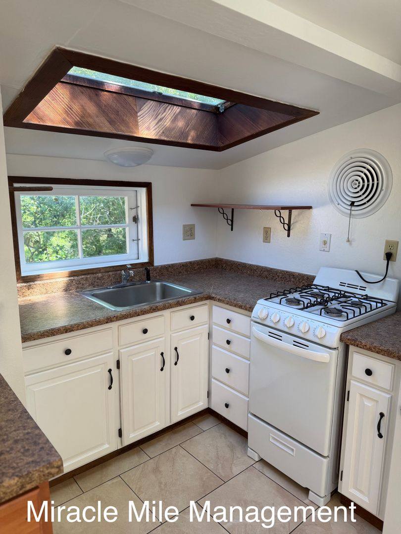 House for rent at 195 Melville Ave, San Anselmo, CA 94960