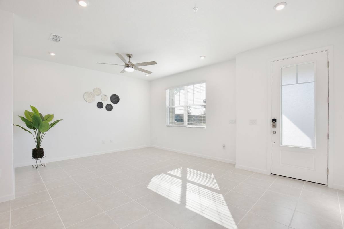 Townhouse for rent at 3105 Douglas Fir Dr, Apopka, FL 32703