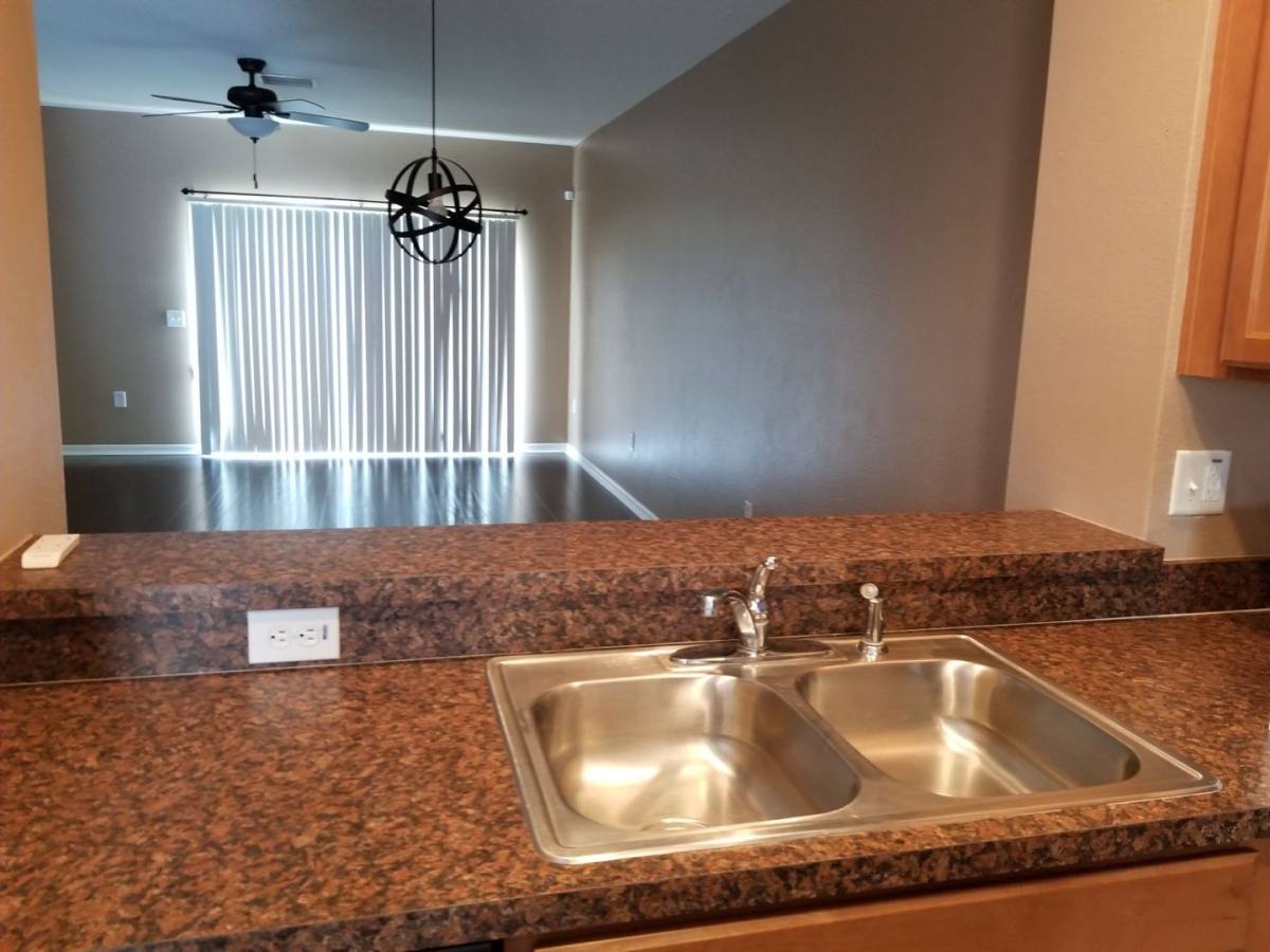 Townhouse for rent at 8533 Gablebend Way, Tampa, FL 33647