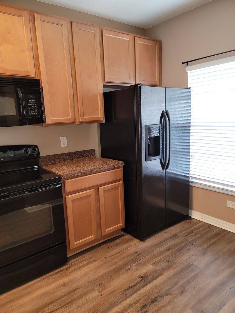 Townhouse for rent at 8533 Gablebend Way, Tampa, FL 33647