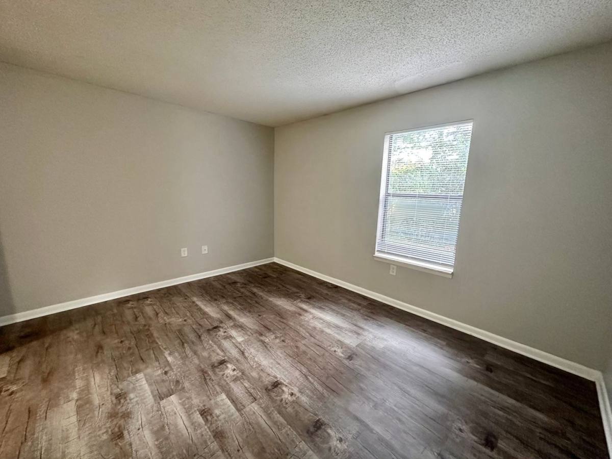 Apartment for rent at 430 W Economy Rd, Morristown, TN 37814