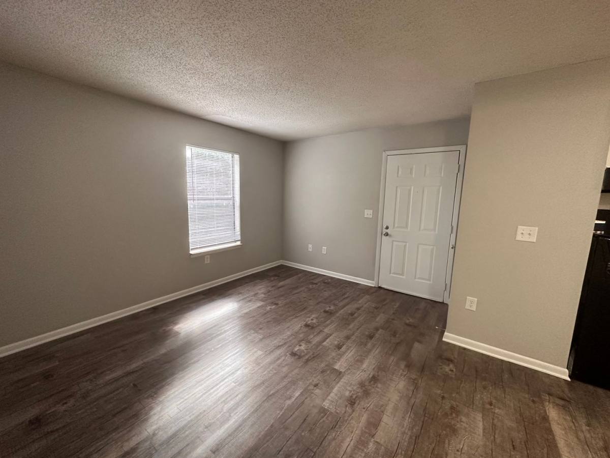 Apartment for rent at 430 W Economy Rd, Morristown, TN 37814