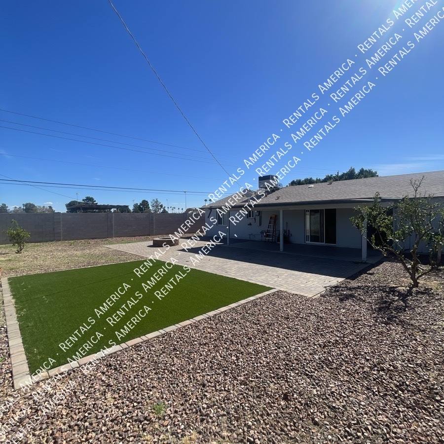 House for rent at 3550 E Voltaire Dr, Phoenix, AZ 85032