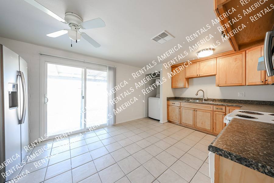 House for rent at 3550 E Voltaire Dr, Phoenix, AZ 85032