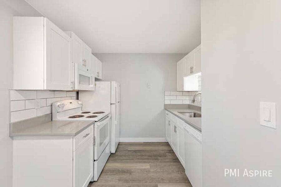 Apartment for rent at 1075 Saulsbury St #103, Denver, CO 80214