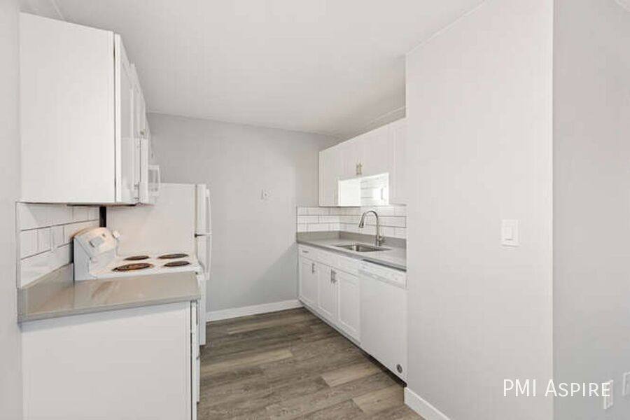 Apartment for rent at 1075 Saulsbury St #103, Denver, CO 80214