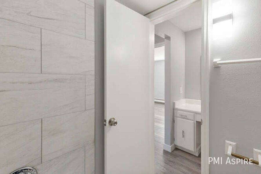 Apartment for rent at 1075 Saulsbury St #103, Denver, CO 80214