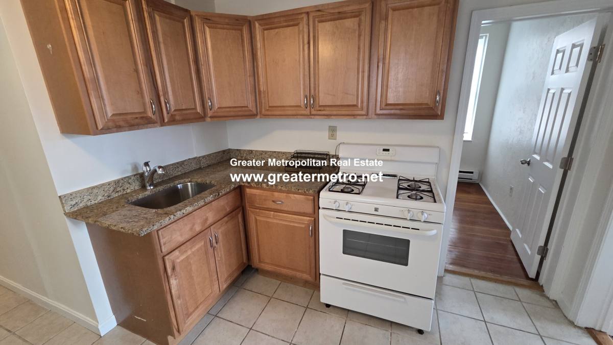 Apartment for rent at 16 Battery St #4R, Boston, MA 02109