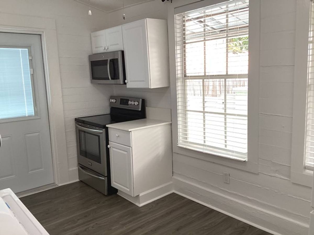 Apartment for rent at 725 Southard St, Key West, FL 33040