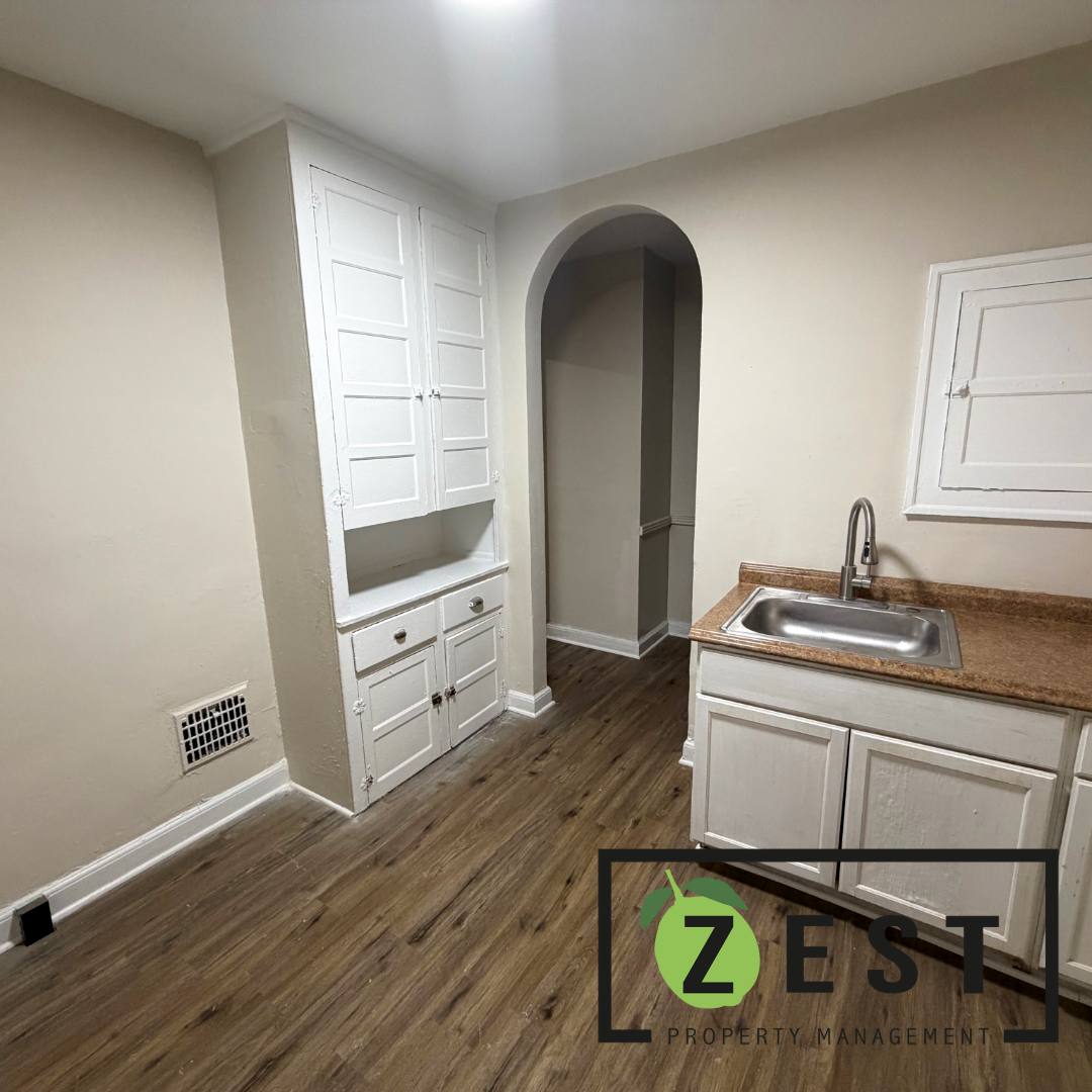 Apartment for rent at 4336 & 4338 Buena Vista, Detroit, MI 48238