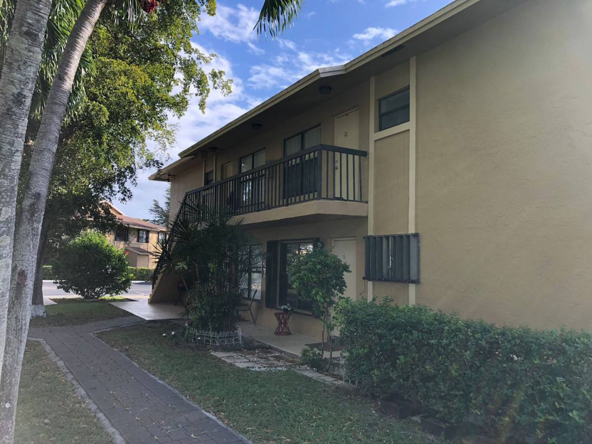 House for rent at 6660 W 26 Court 23-17, Hialeah, FL 33016