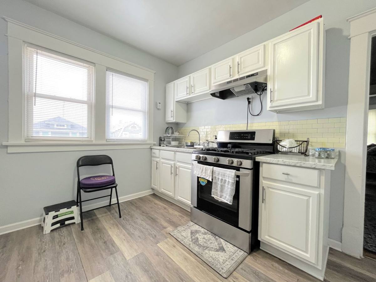 Apartment for rent at 497 Colvin Ave, Buffalo, NY 14216