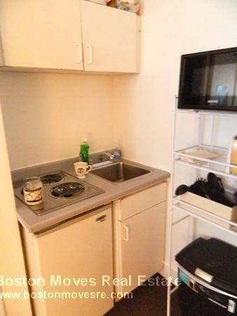 Apartment for rent at 248 Newbury St #11, Boston, MA 02116