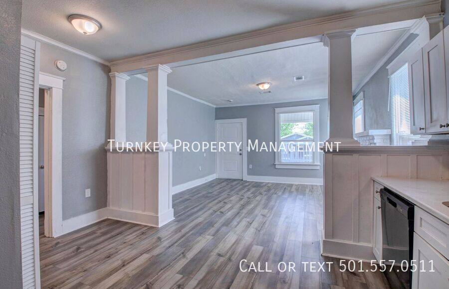 House for rent at 1822 Booker St, Little Rock, AR 72204
