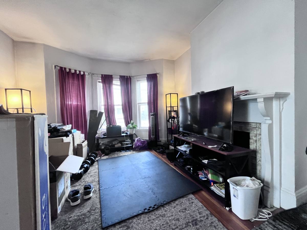 House for rent at 66 Murdock St #1, Brighton, MA 02135