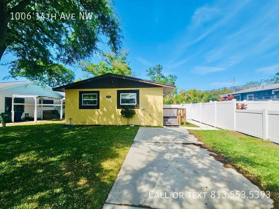House for rent at 1006 14th Ave NW, Largo, FL 33770