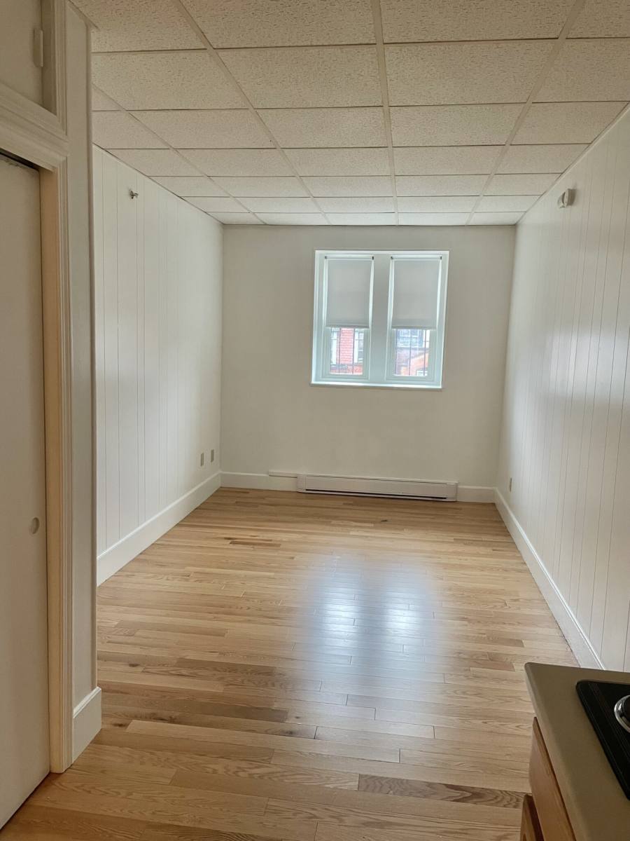 Apartment for rent at 272 Newbury St #14, Boston, MA 02116