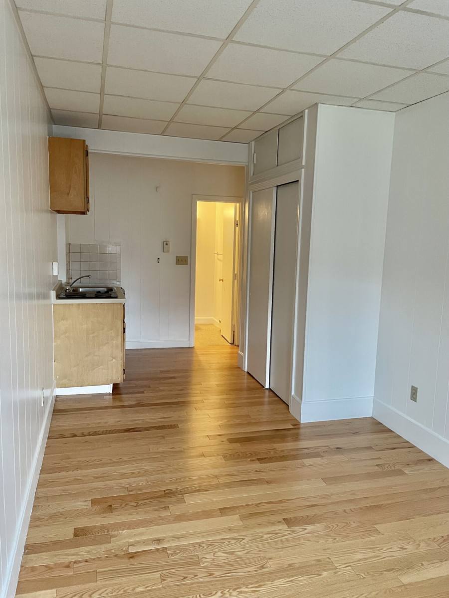 Apartment for rent at 272 Newbury St #14, Boston, MA 02116
