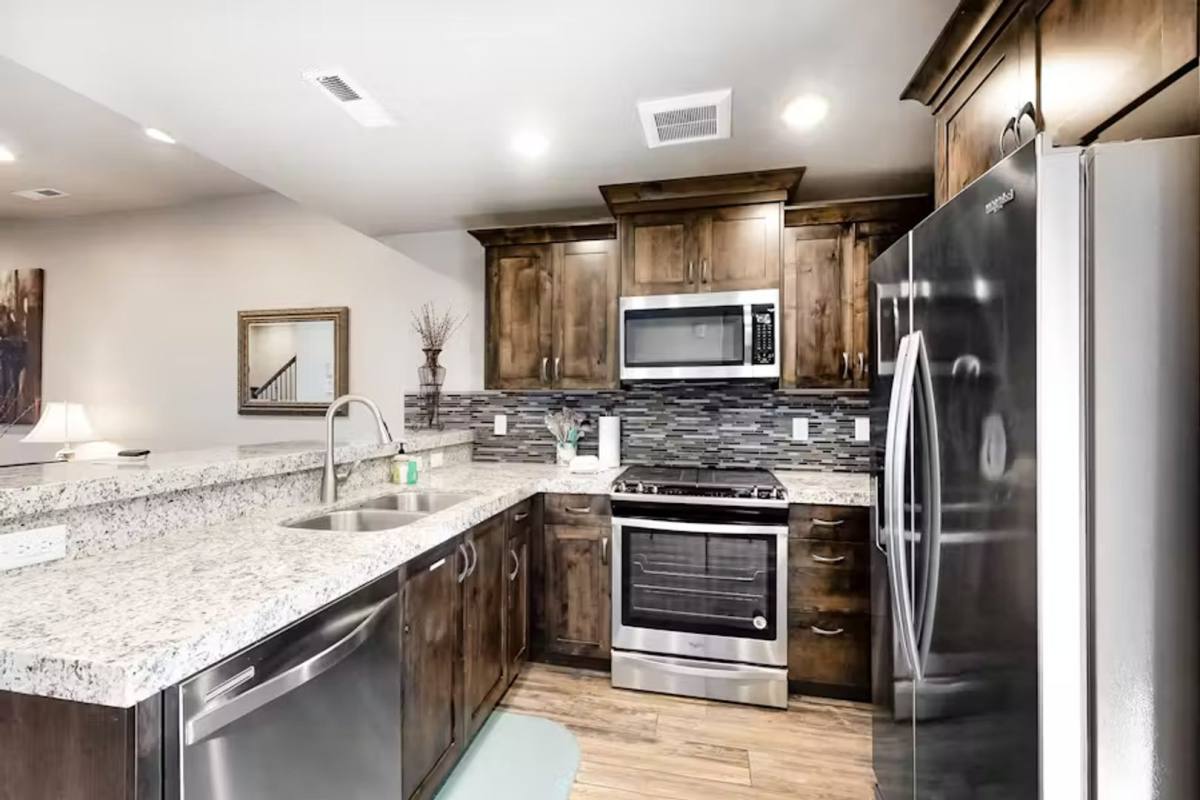 Townhouse for rent at 13616 Super G Lane, Kamas, UT 84036