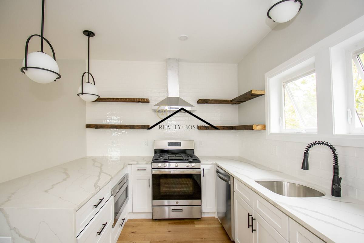 Apartment for rent at 348 Chelsea #3, East Boston, MA 02128