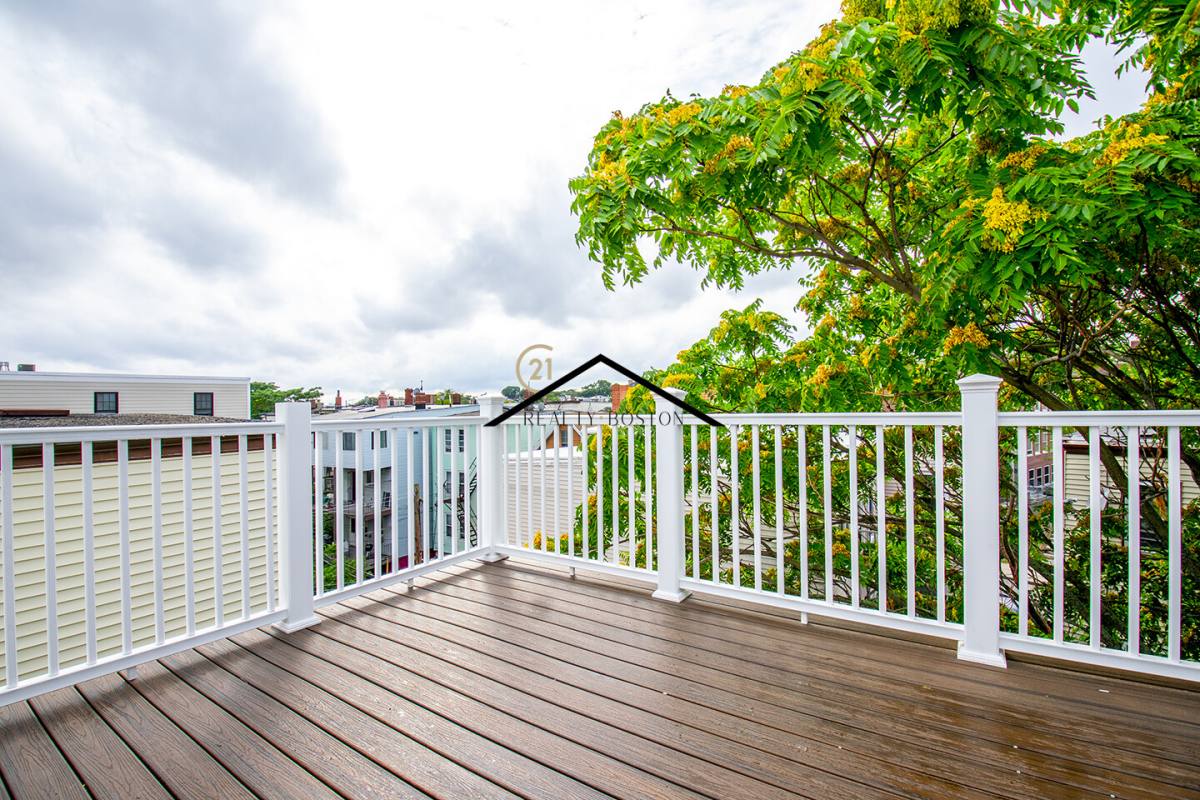 Apartment for rent at 348 Chelsea #3, East Boston, MA 02128