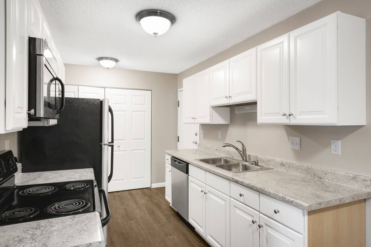 Apartment for rent at 16516 Franklin Trail SE, Prior Lake, MN 55372