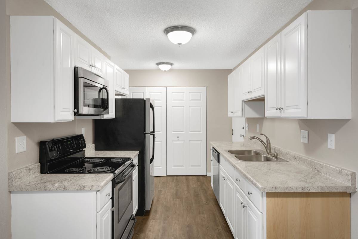 Apartment for rent at 16516 Franklin Trail SE, Prior Lake, MN 55372