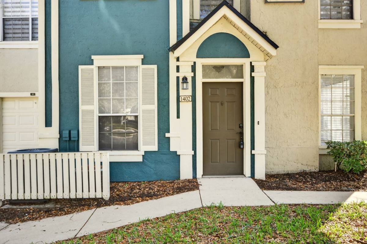 House for rent at 13703 Richmond Park Dr N, Jacksonville, FL 32224